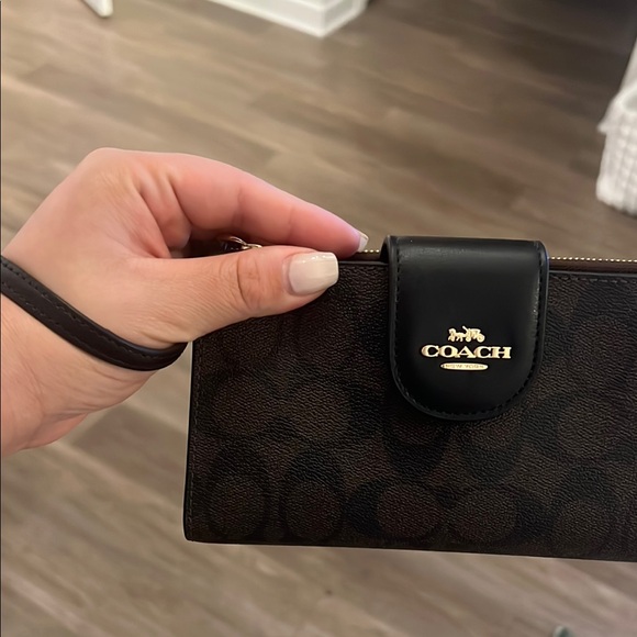 Coach Black Wallet - Picture 2 of 6